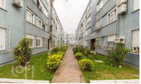 Image 9 - 882620
