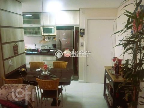 Image 7 - 882636