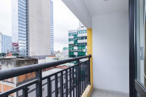 Image 4 - 882638