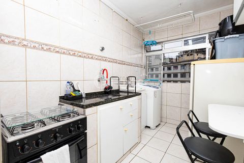 Image 9 - 882643