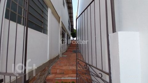 Image 4 - 882646