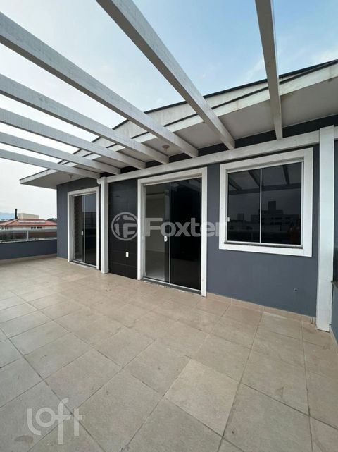 Image 17 - 882672