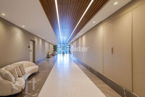 Image 14 - 882673