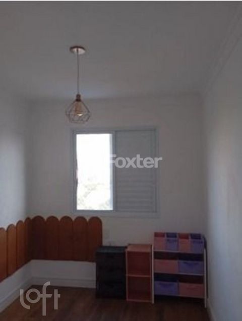 Image 7 - 882698