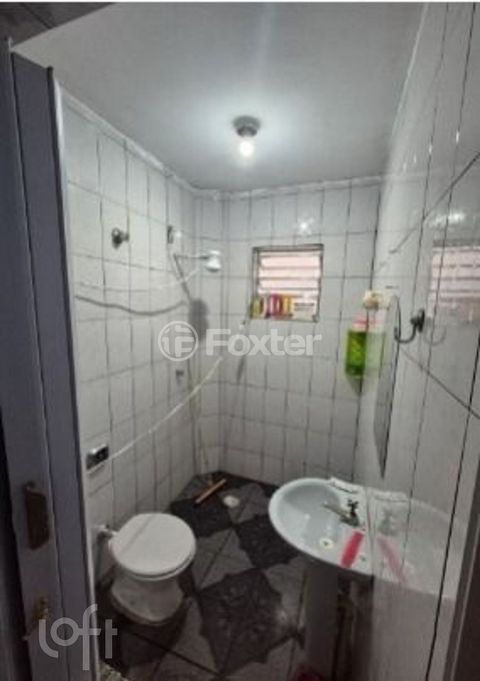Image 7 - 882707