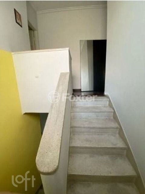 Image 4 - 882708