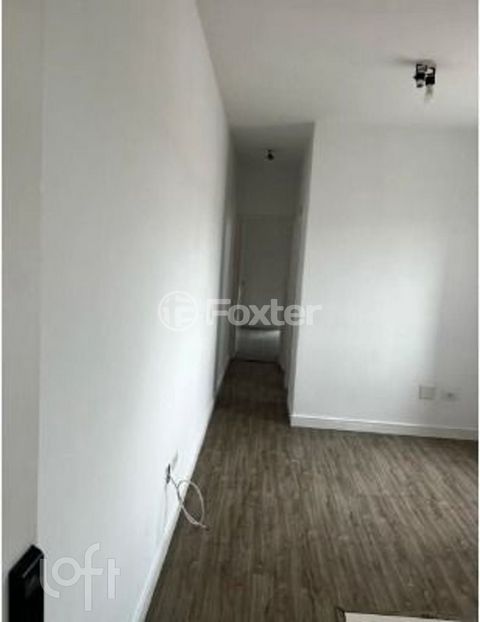 Image 1 - 882711