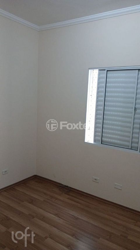 Image 7 - 882712