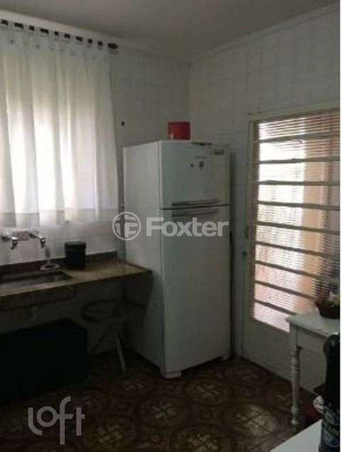 Image 11 - 882713