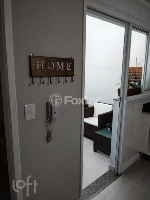 Image 9 - 882715