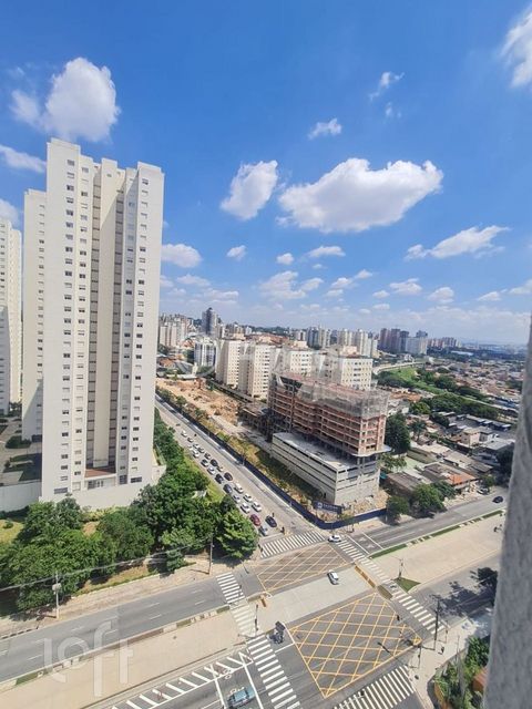 Image 7 - 882718