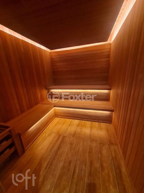 Image 8 - 882718