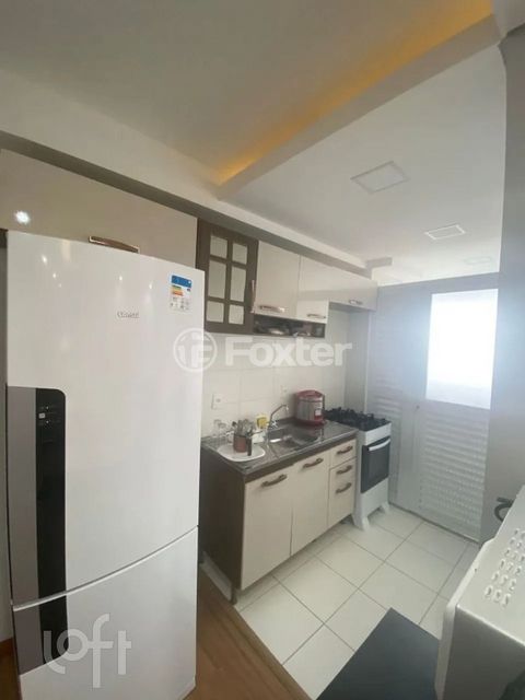 Image 2 - 882724
