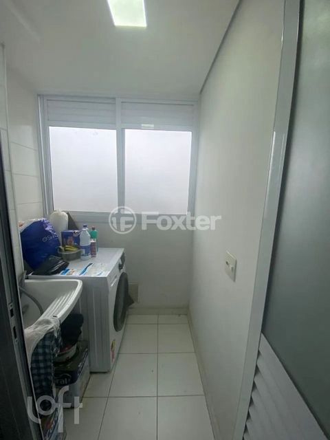 Image 9 - 882724