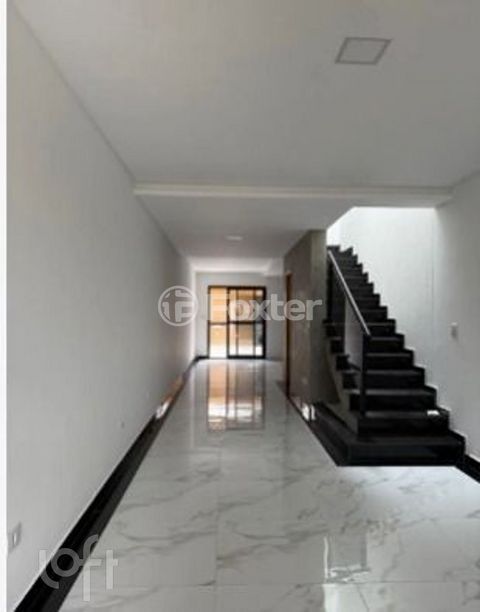 Image 3 - 882725