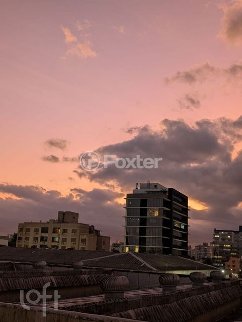 Image 6 - 882726