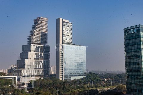 Image 16 - 882743