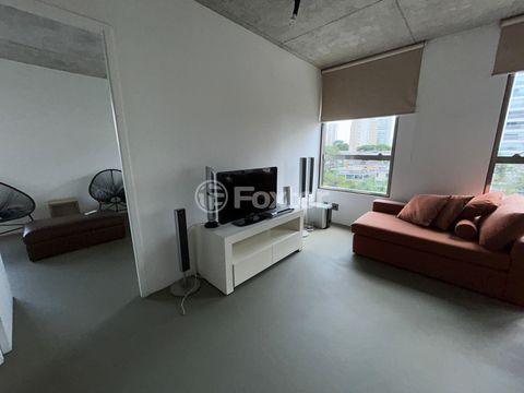 Image 4 - 882747