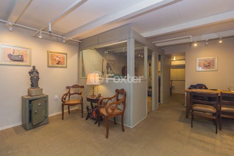 Image 1 - 882761