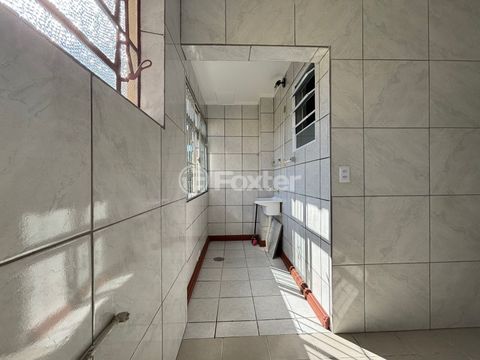 Image 8 - 882783