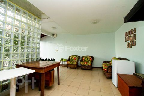 Image 11 - 882793