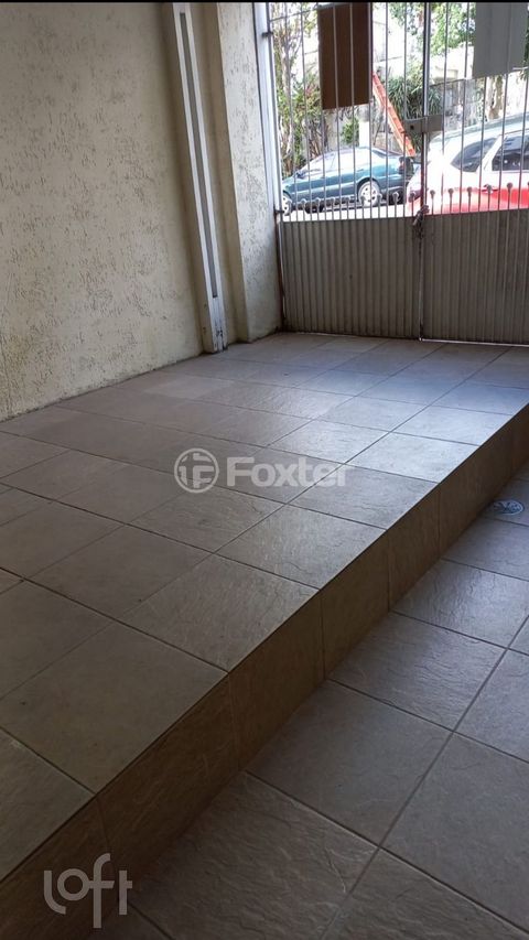 Image 9 - 882808