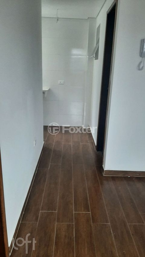 Image 1 - 882825