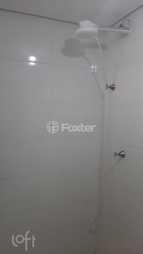 Image 9 - 882825