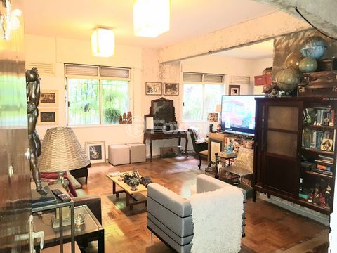 Image 4 - 882826