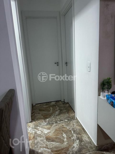 Image 3 - 882875