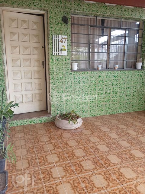 Image 8 - 882877