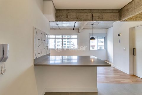 Image 5 - 882885