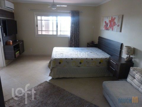 Image 7 - 882887