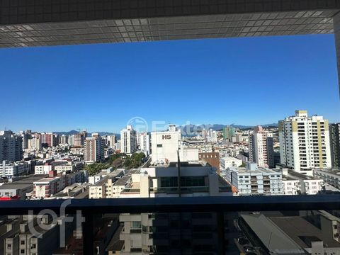 Image 8 - 882893