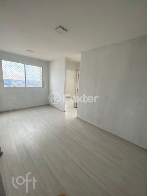 Image 6 - 882897