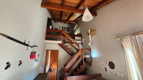 Image 17 - 882917