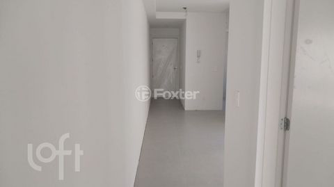 Image 14 - 882929