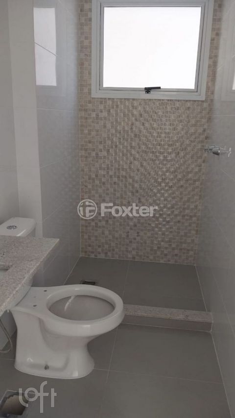Image 7 - 882929