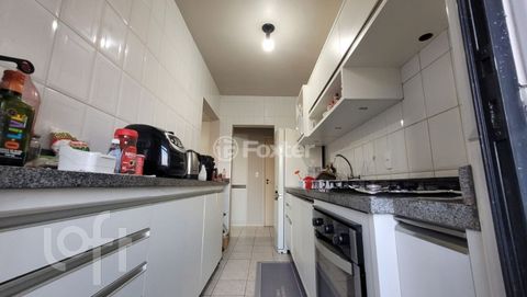 Image 7 - 882948