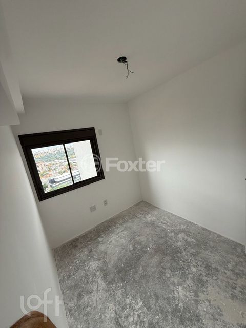 Image 4 - 882973