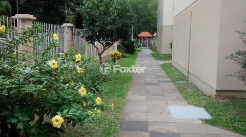 Image 1 - 882981
