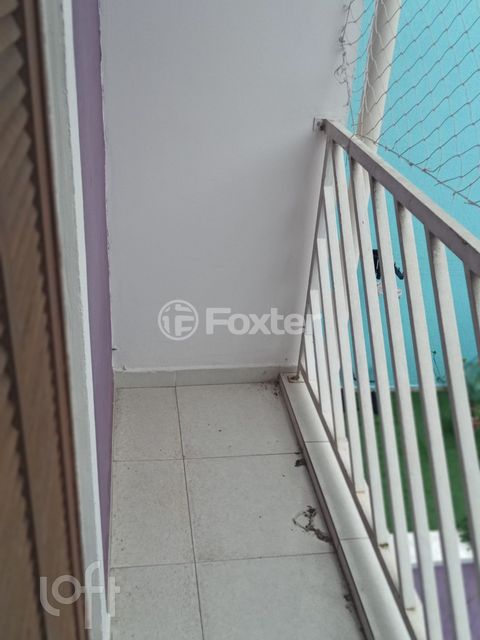 Image 10 - 882993