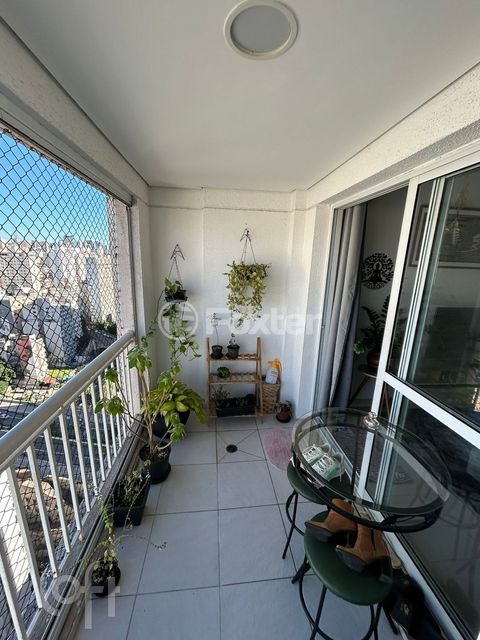 Image 2 - 883019