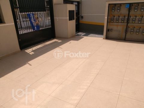 Image 6 - 883036