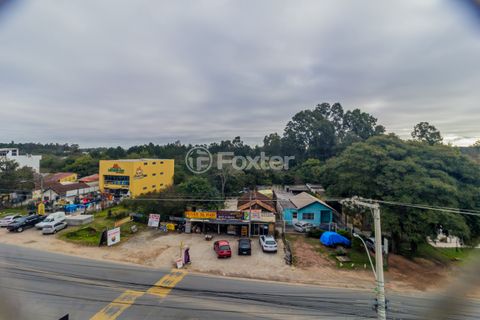 Image 4 - 883045