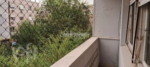 Image 17 - 883046