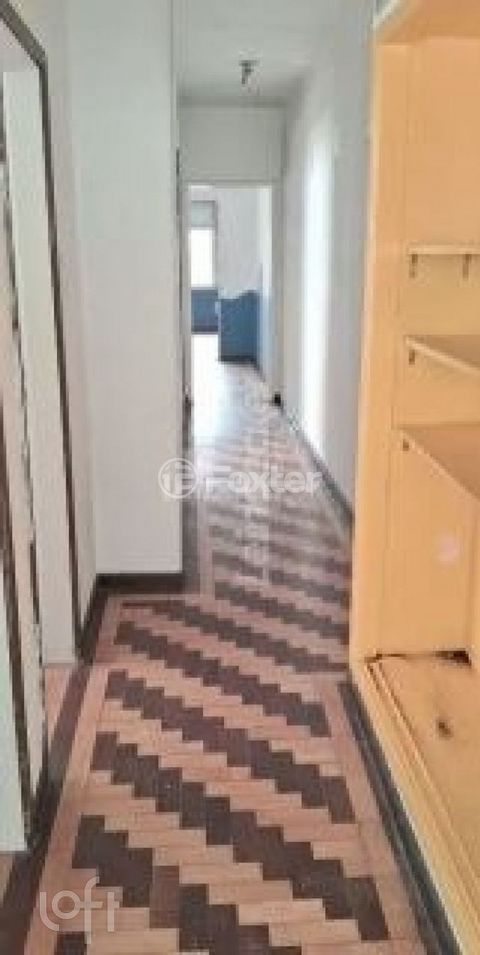Image 6 - 883046