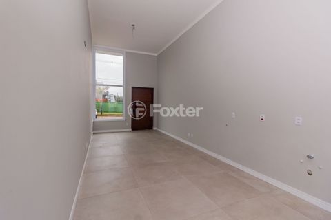 Image 4 - 883069