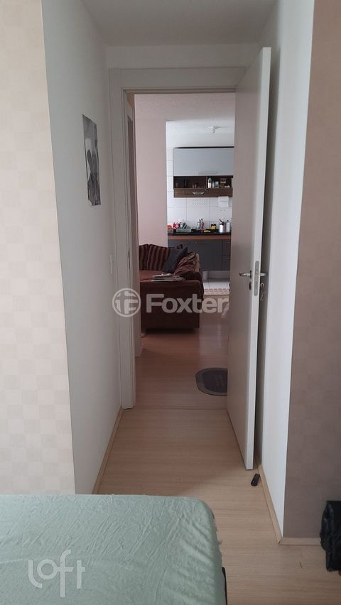 Image 5 - 883125
