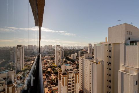 Image 4 - 883127